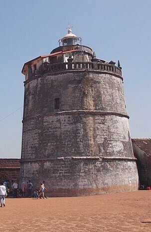Aguda Fort Best Place visit in One Day Trip North Goa Sightseen