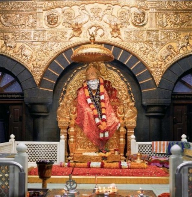 One Day Trip Shirdi Shani Shinganapur From Pune during visit Dwarkamai