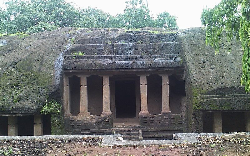 Mahakali caves covered on North Mumbai Sightseeing One Day Trip