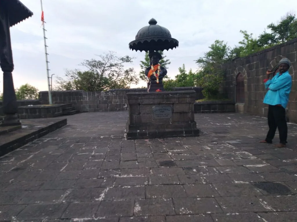 Tanaji malusare memorial visit during Sinhagad Fort one day trip From Pune 