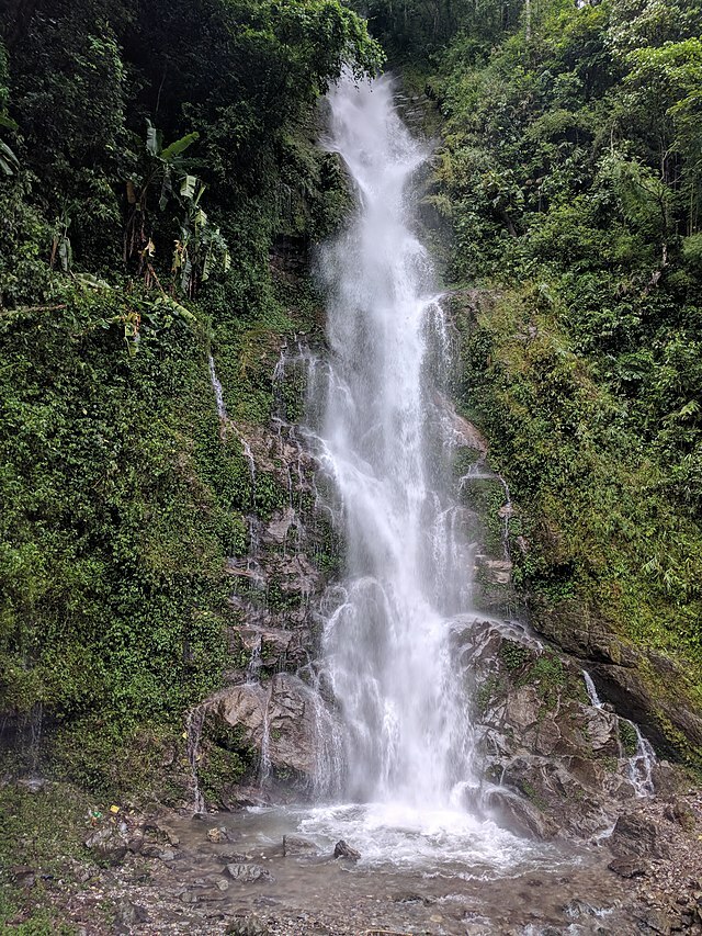 Rimbi Waterfalls visiit during Pelling One Day Local Sightseeing 