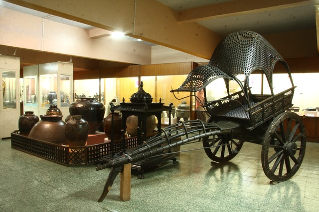 Raja Dinkar kelkar museum