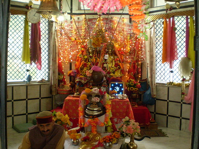 Kullu and Manikaran one day tour in Shiv Temple Manikaran