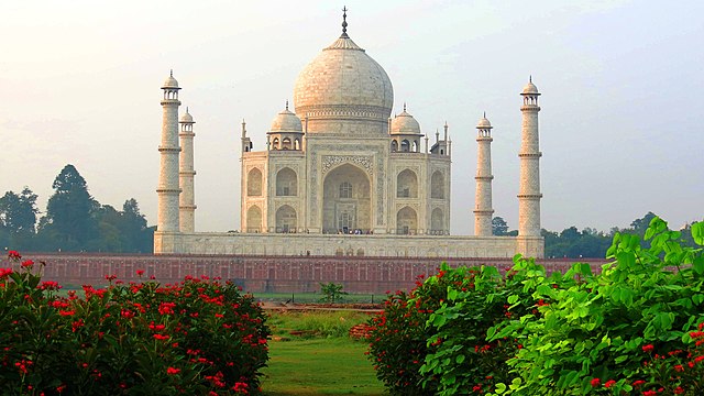Mehtab Bagh covered in Delhi to Agra one day Tour package