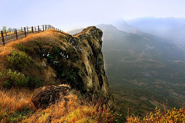 Tak-Mak Tok, is Famous Place InMumbai to Raigad Fort One day Trip