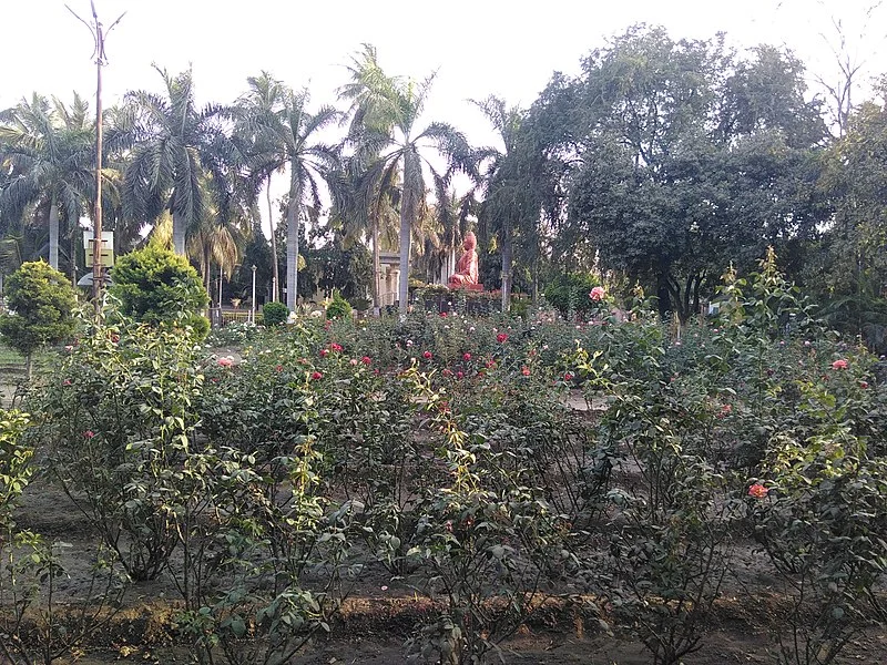 Siddhartha Garden and Zoo covered in Shirdi to Aurangabad One day Trip