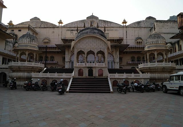 Alwar City Palace( Vinay Vilas Palace), the Famous tourist attraction In One day Trip Alwar Local Sightseeing