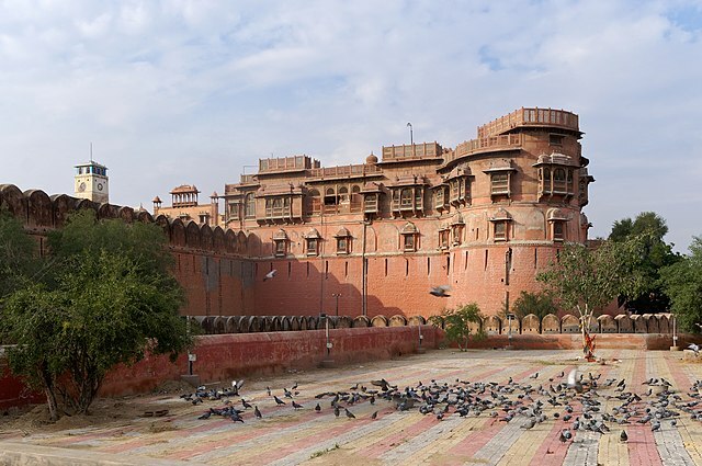 Junagarh Fort covered in Bikaner Local sightseeing