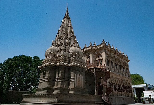 Mahadaji Shinde Chhatri