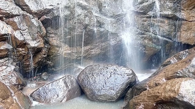 Kudumari / Chaktikal Waterfalls, 