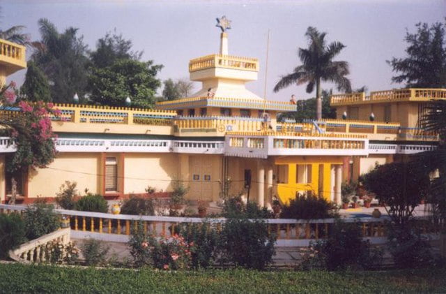 Sri Aurobindo Ashram visit during Pondicherry Local sightseeing
