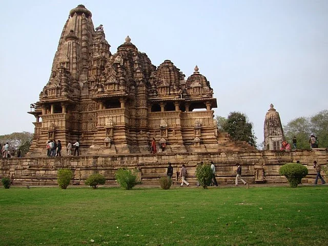 Khajuraho Temple, Visit during Khajuraho Local sightseeing by cab