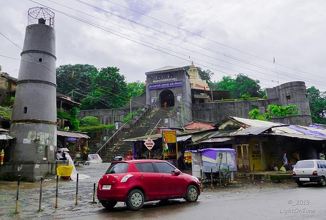 Vajreshwari Temple Visit During One Day Mumbai to Jivadani-Vajreshwari trip by Taxi
