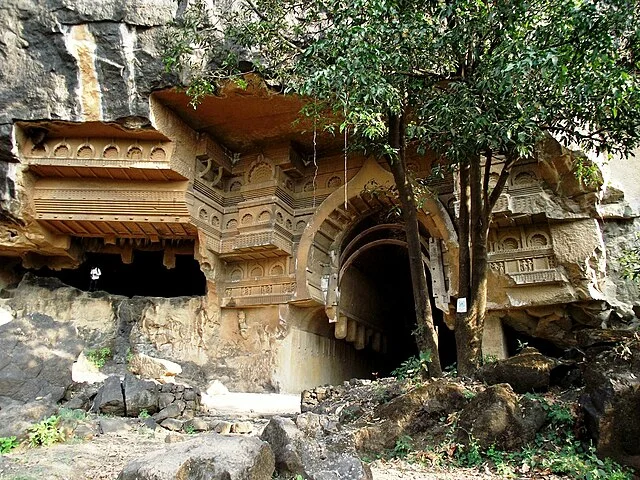 Kondana Caves visit during Mumbai to Karjat trip by cab