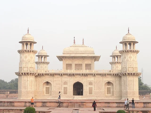 Itimad Ud Daulah